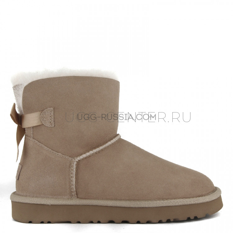 UGG Mini Bailey Bow Sand